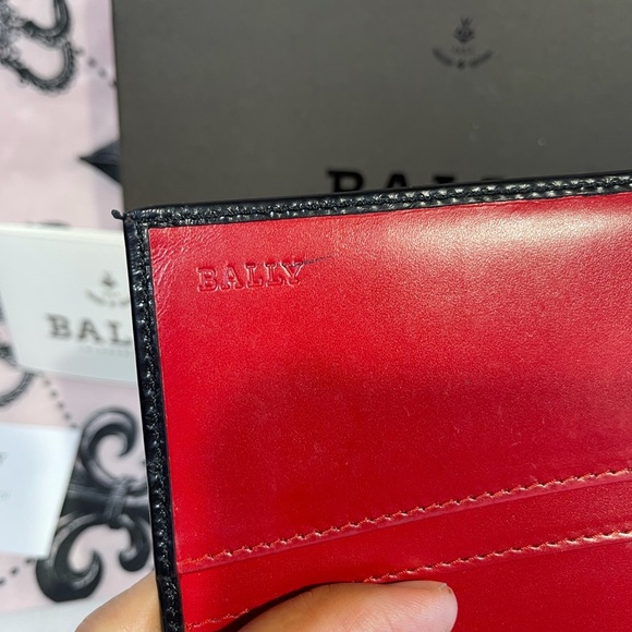Bally Long wallet w/coin pocket Auth - Picture 9 of 15